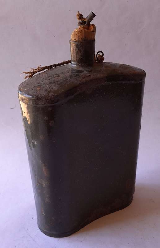 WW2 British Army Water Bottle With Stopper.