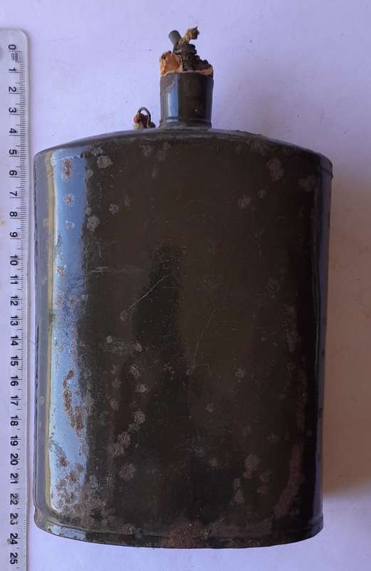 WW2 British Army Water Bottle With Stopper.
