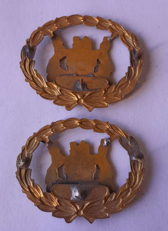 Early Pair SA Police Warrant Officers Rank Badges.  Pins Intact.