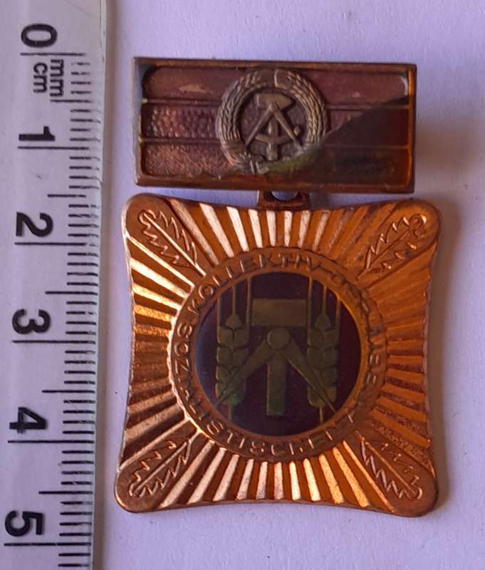 Vintage East Germany Socialist Labour Medal.