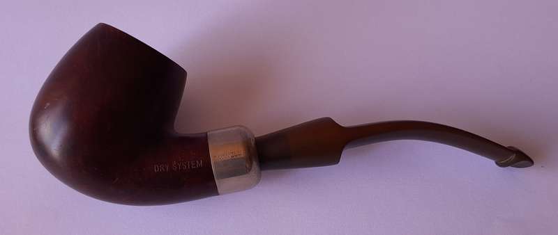 Vintage Savinelli Italy 1616 Dry System Estate Pipe.