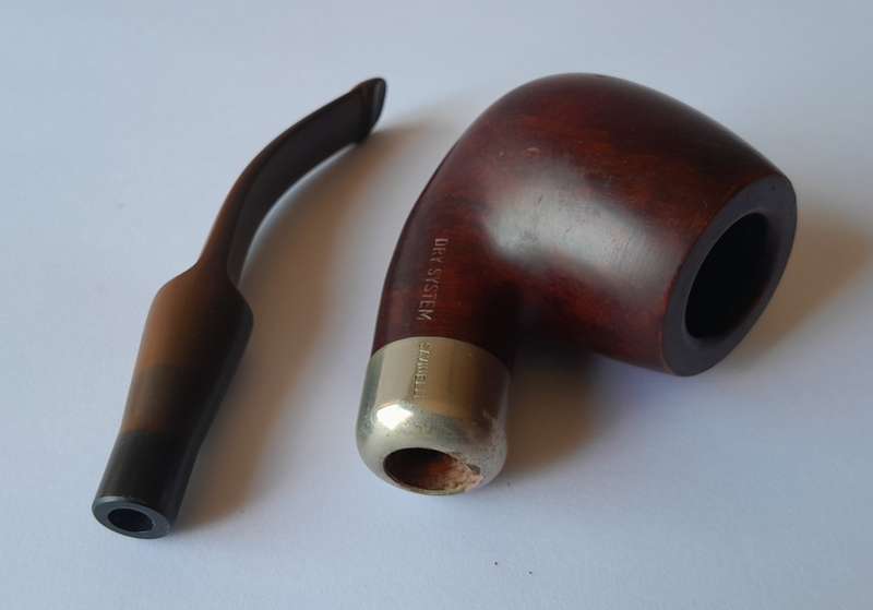 Vintage Savinelli Italy 1616 Dry System Estate Pipe.