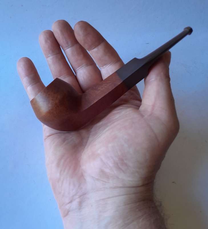 Vintage Boxer London Made Bulldog Estate Pipe.
