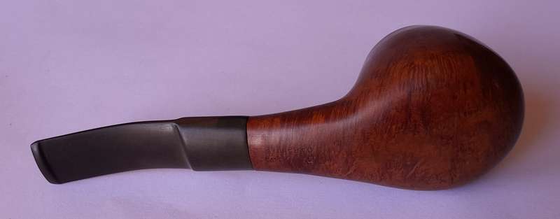 Vintage French St. Claude Bruyere Garantie Estate Pipe.
