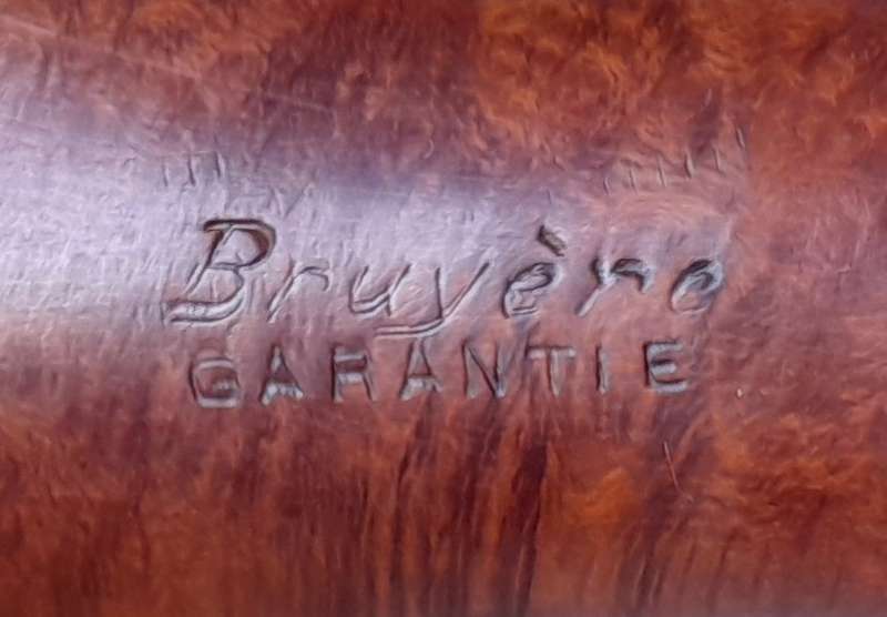 Vintage French St. Claude Bruyere Garantie Estate Pipe.
