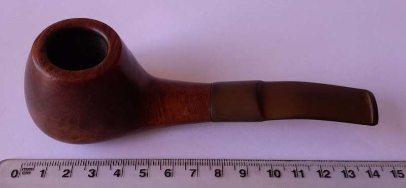 Vintage French St. Claude Bruyere Garantie Estate Pipe.