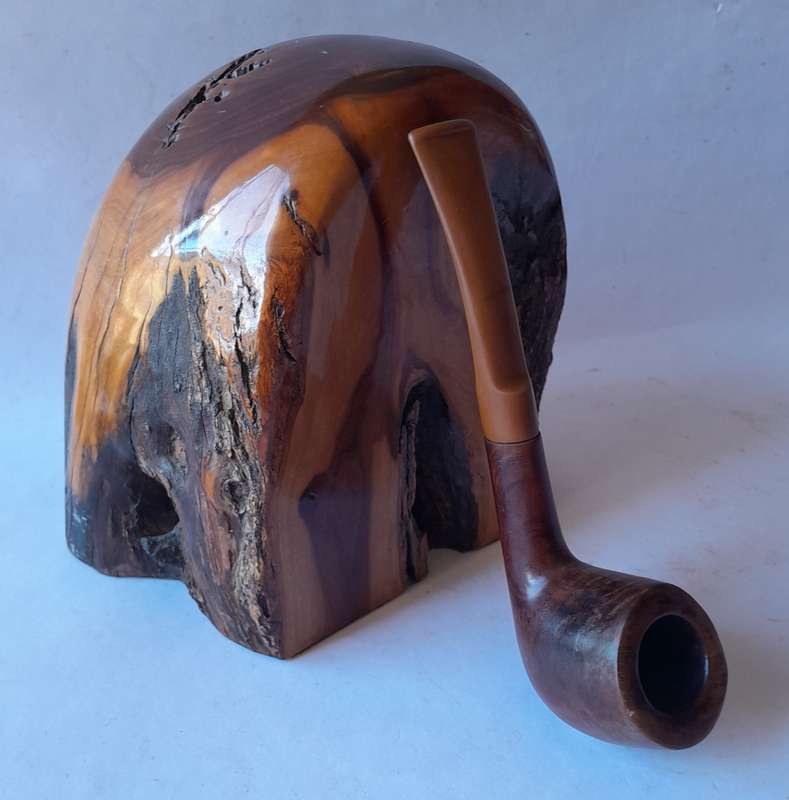 Vintage GBD "Popular" 708 London Made Estate Pipe.