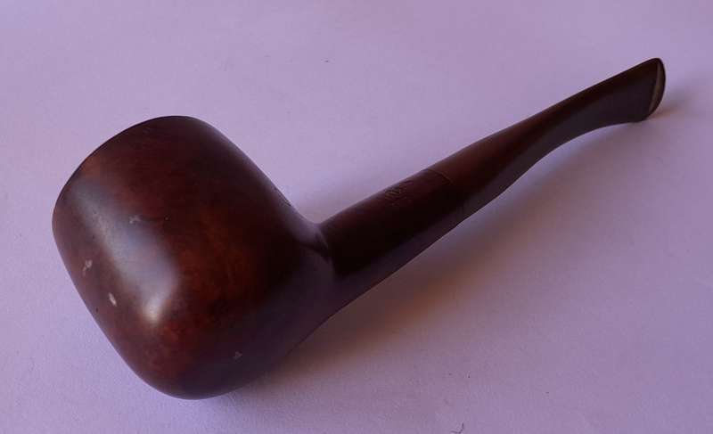 Vintage Loewe & Co. RJ London Made Estate Pipe.