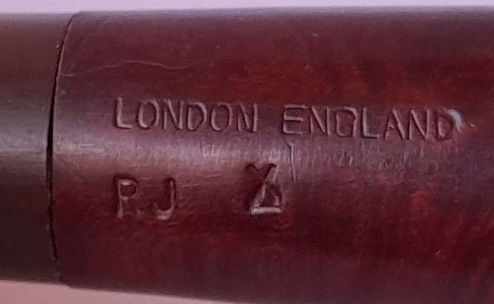 Vintage Loewe & Co. RJ London Made Estate Pipe.