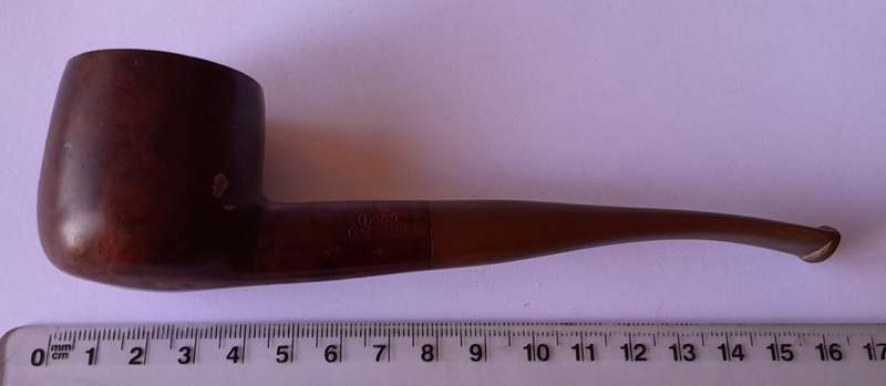 Vintage Loewe & Co. RJ London Made Estate Pipe.