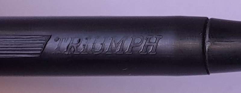 Vintage Triumph Meerschaum Lined Tobacco Pipe.  Removeable Bowl.