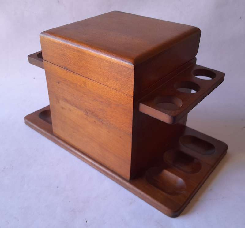 Vintage Aztec Industries 6-Pipe Humidor Pipe Holder.  25 x 15 x 13.5cm