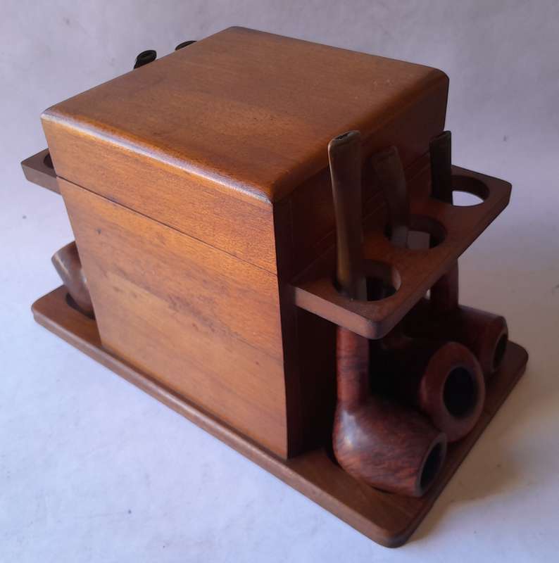 Vintage Aztec Industries 6-Pipe Humidor Pipe Holder.  25 x 15 x 13.5cm