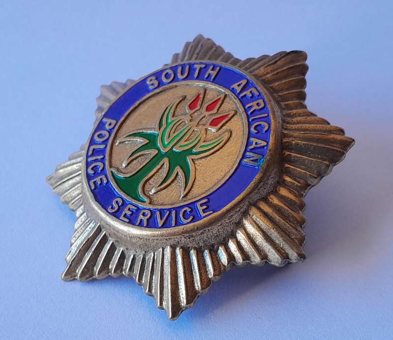 Early SA Police Senior Officer's Cap Badge.  Lugs Intact.