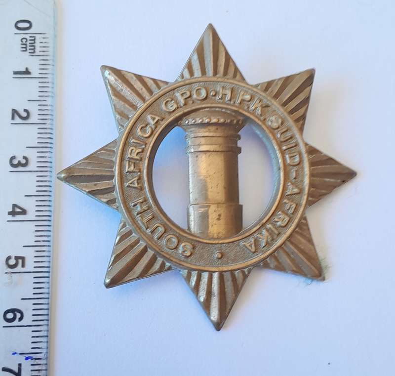Early SA General Post Office Cap Badge.  1 Lug Intact.