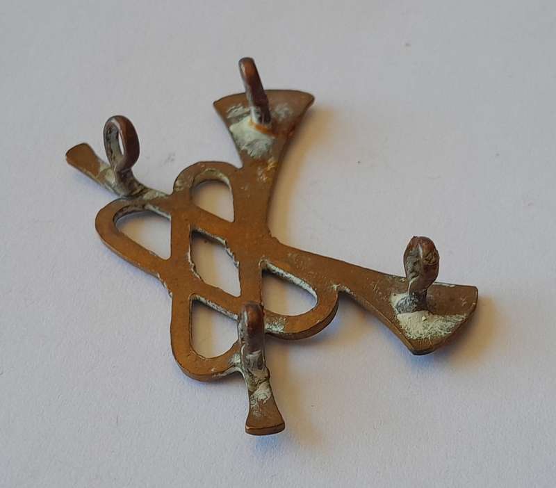 Early British Army Cavalry Bugler Cap Badge.  Lugs Intact.