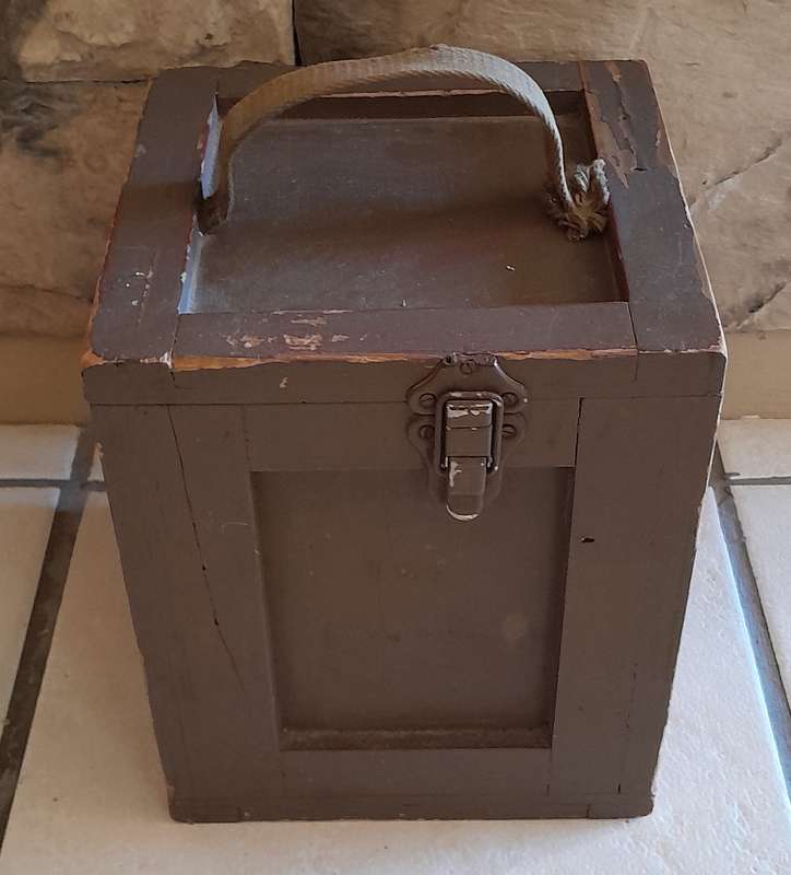 Vintage military ammo / kit box.