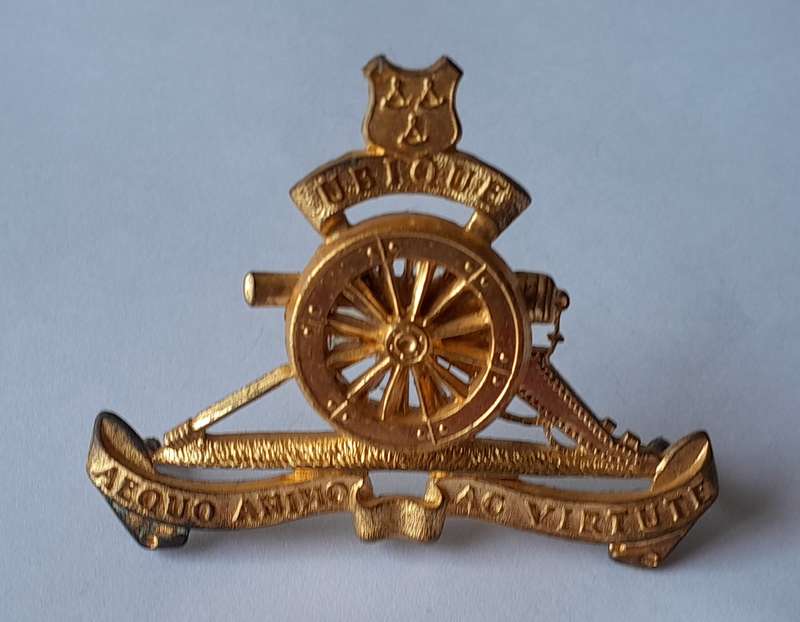 SA Army Field Artillery Cap Badge.  Lugs Intact.