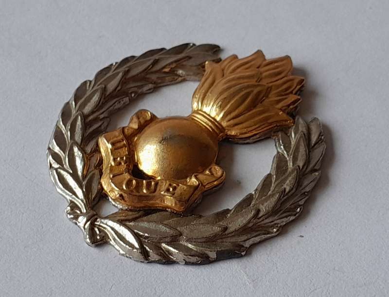 SADF Engineers Corps Beret Badge.  No Lugs.
