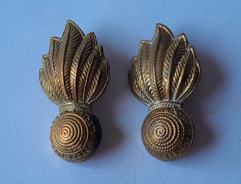 Early Pair SA Army Artillery Badges.  Lugs and Pins Intact.