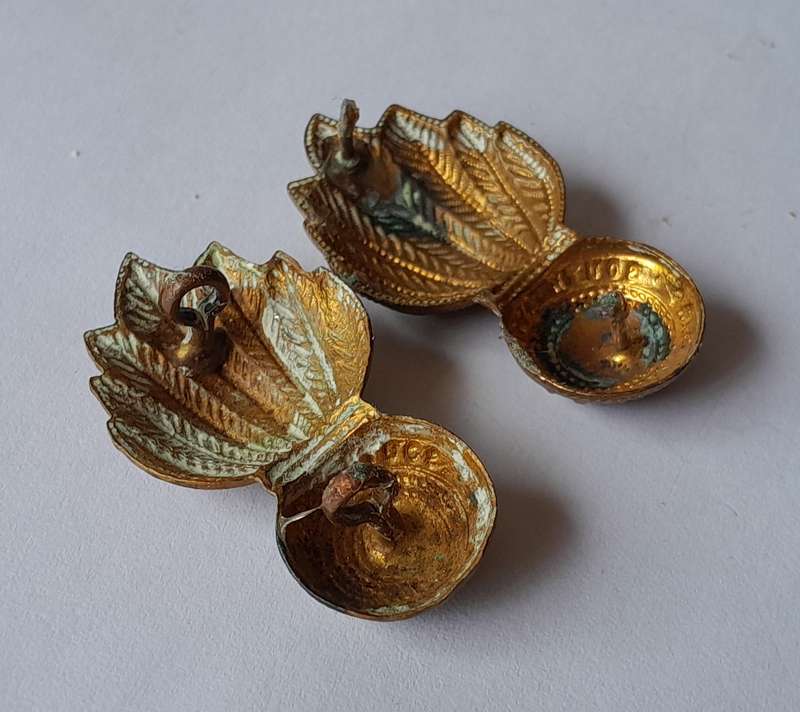 Early Pair SA Army Artillery Badges.  Lugs and Pins Intact.