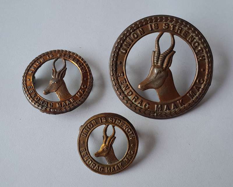 WW2 SA Infantry Badge Set.  Lugs Intact.