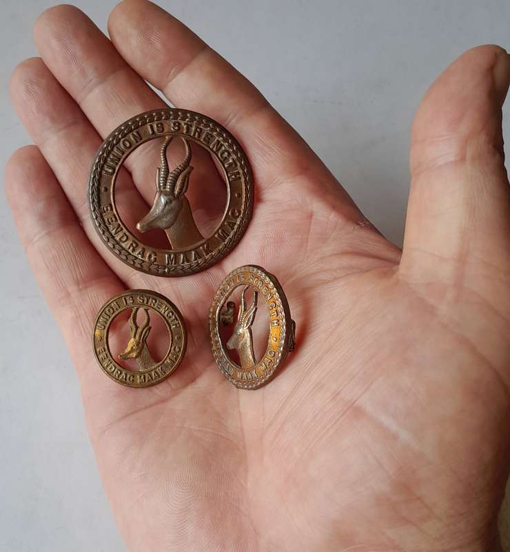 WW2 SA Infantry Badge Set.  Lugs Intact.
