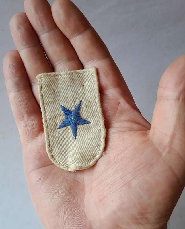 SA Navy Able Seaman Badge (Summer Uniform).