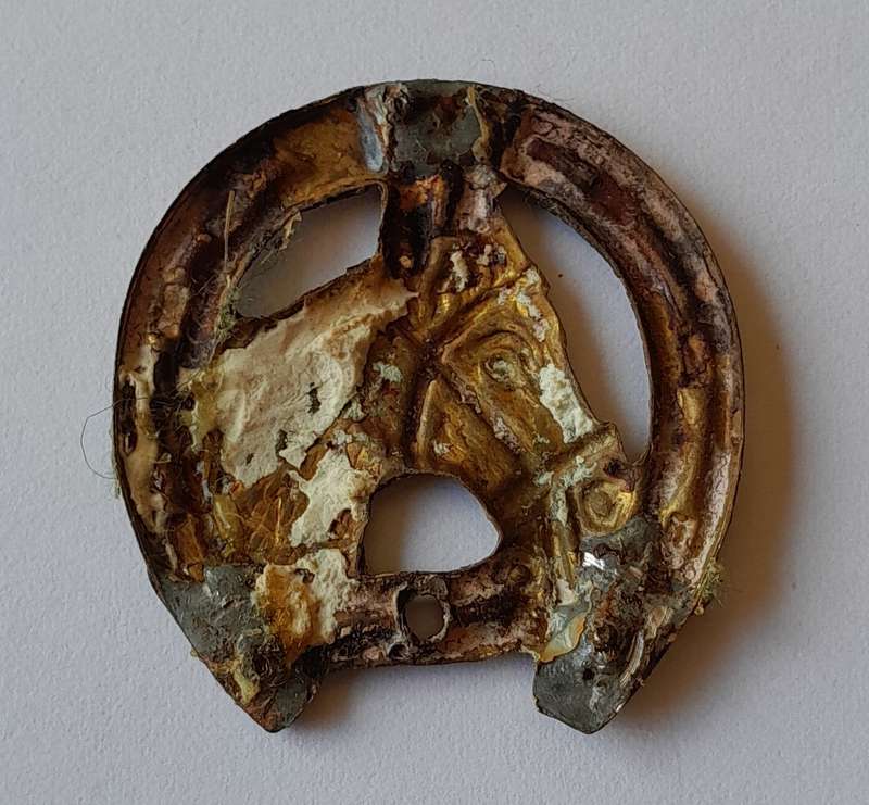 Unknown Badge. No Lugs.