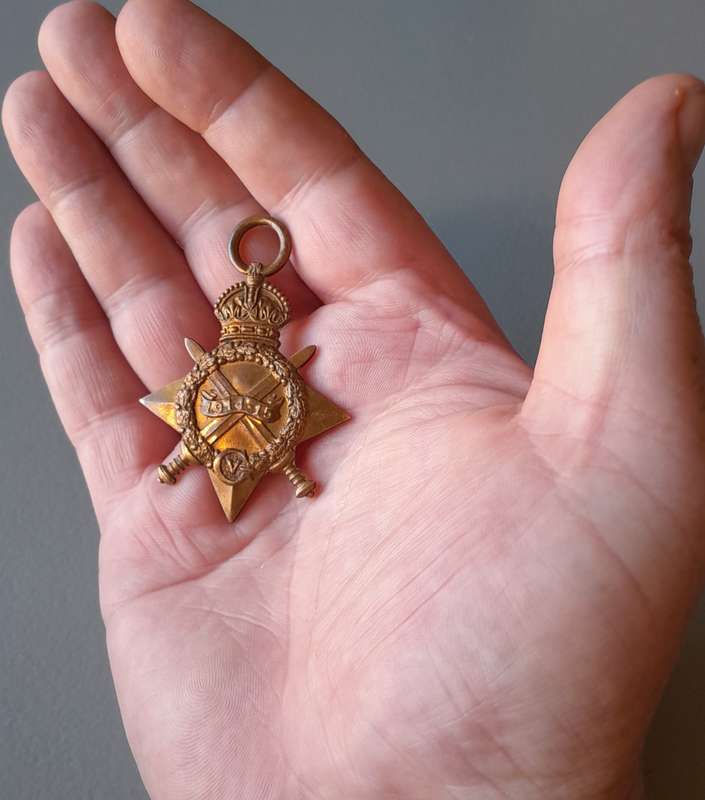 WW1 Full Size 1914 - 1915 Star Medal  to "Pte J.J. Gravell, 7th Infantry".