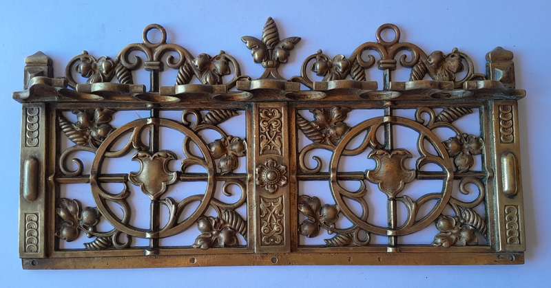 Victorian Rococo Revival Ornate Cast Brass Pipe Rack. 30 x 13cm.