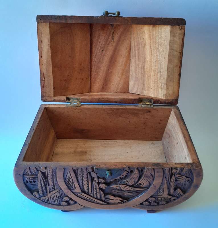 Antique Chinese Hand-Carved Camphor Wood Box Chest. 25.5cm.