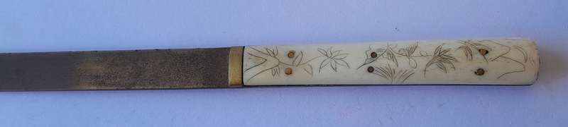 Antique Japanese or Chinese Scrimshaw Bone Trousse (Traveling Dining Set). 18th/19th Century. 26cm.