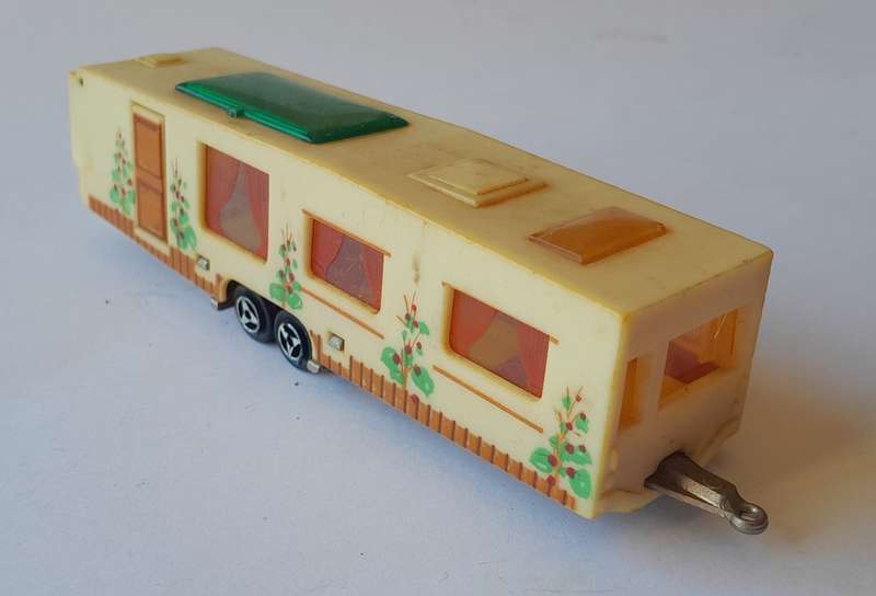 1970's Majorette Caravane Residentielle.  Scale 1/100. 14.5cm.