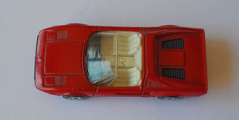 1980's Corgi Die-Cast Ferrari 308 GTS. 7.5 cm.