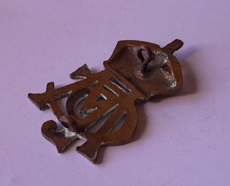 Cape Mounted Police Smasher Hat Badge.  1904 - 1913.  Lugs Intact.