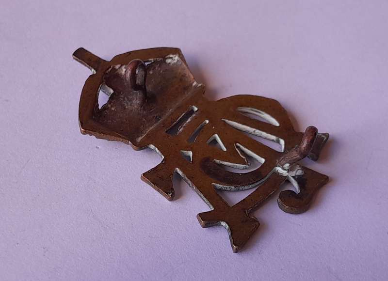 Cape Mounted Police Smasher Hat Badge.  1904 - 1913.  Lugs Intact.