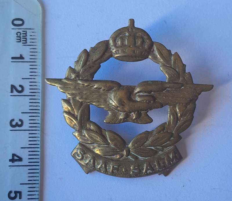 WW2 SA Air Force Cap Badge.  Lugs Intact.