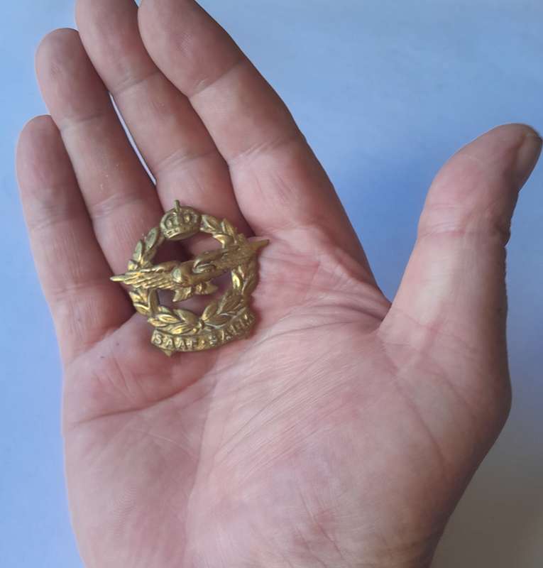 WW2 SA Air Force Cap Badge.  Lugs Intact.