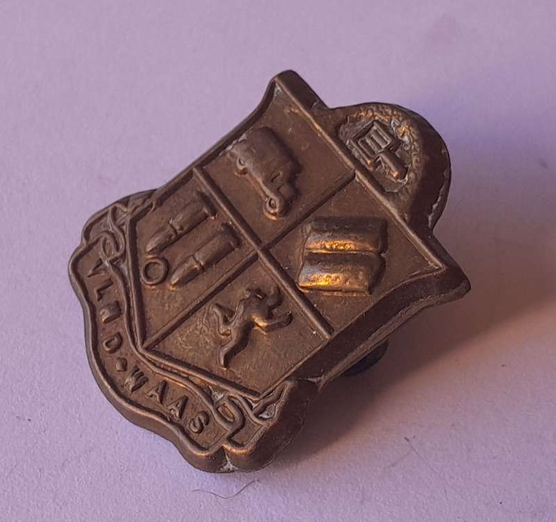 WW2 SA Woman's Auxiliary Service Badge.  Lugs Intact.