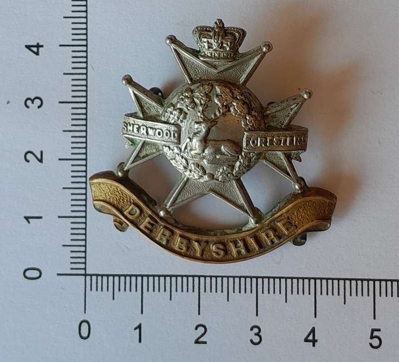 Boer War Derbyshire Regiment (Sherwood Foresters) Cap Badge.  Lugs Intact.