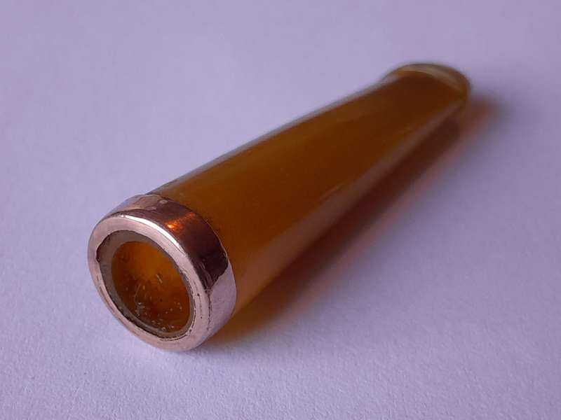 Antique 9ct Gold and Amber Cheroot Holder with Sterling Silver Case. London, 1916.