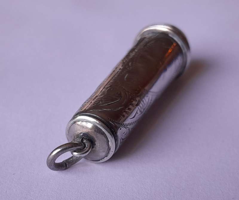 Antique 9ct Gold and Amber Cheroot Holder with Sterling Silver Case. London, 1916.