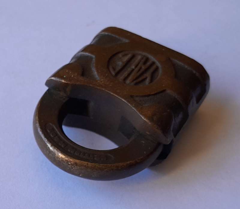 Antique Yale Padlock.  No Key.  5 x 4cm.