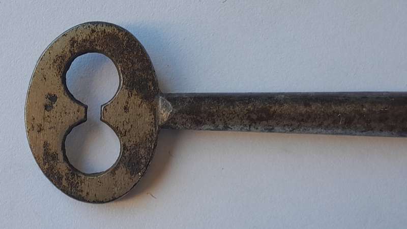 Large Antique Cast Iron Key.  10.5cm.