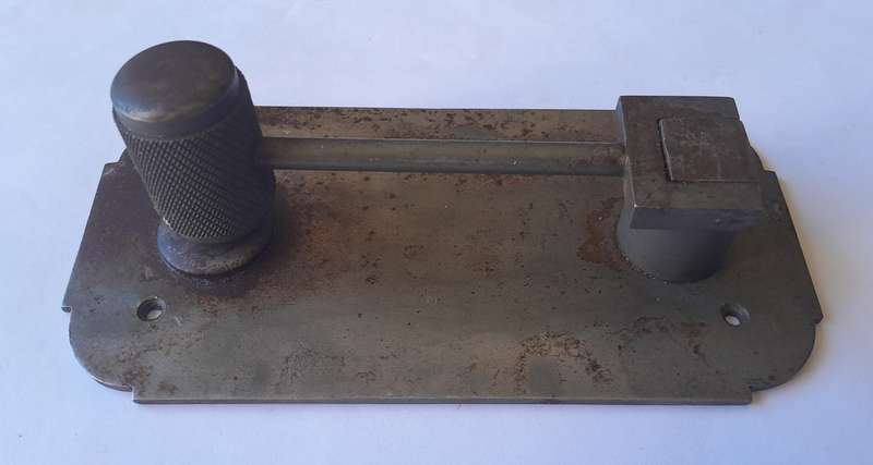 Unusual Vintage Cast Iron Hammer Door Knocker By C. Schutte.  15.2 x 7.6cm.