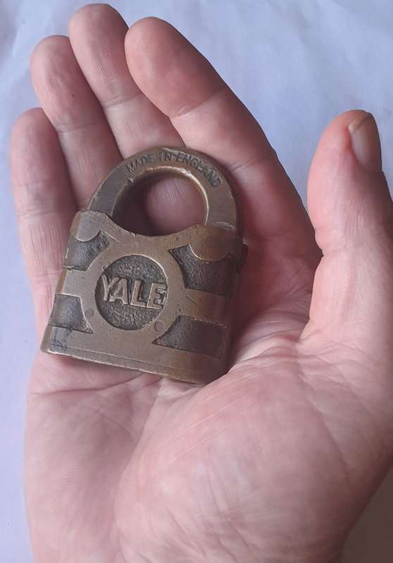 Antique Large Solid Brass YALE Padlock. 6.5 x 5.5 cm. No Key.