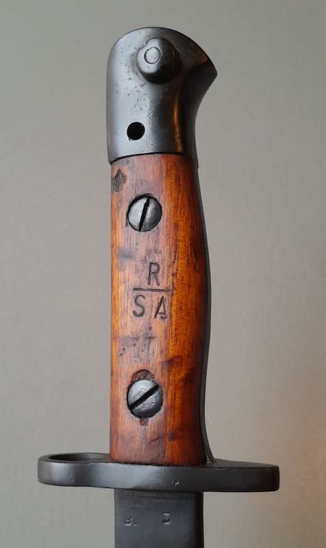 South African Police Pattern 1907 Parkerized Bayonet With Scabbard.