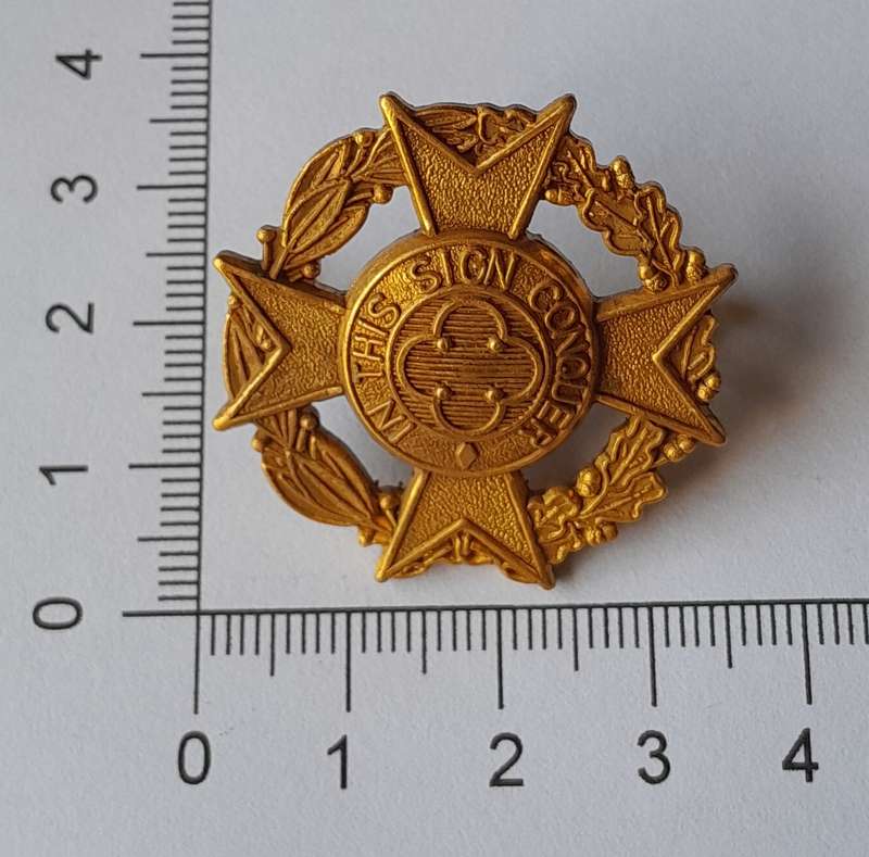 Rhodesian Corps of Chaplains Cap Badge.  Lugs Intact.
