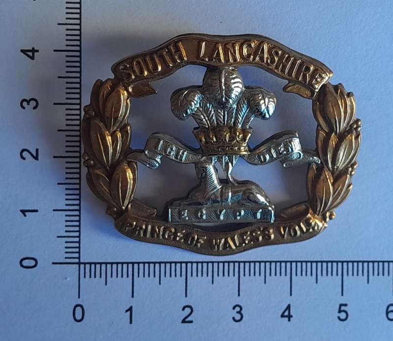 Early South Lancashire Regiment Cap Badge.  No Lugs.